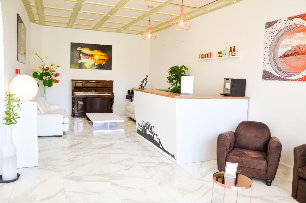 Hotel Les Arbousiers Calvi  Ngoại thất bức ảnh
