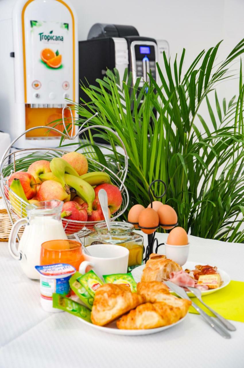 Hotel Les Arbousiers Calvi  Ngoại thất bức ảnh
